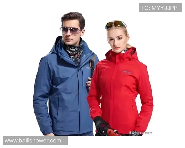 50元冲锋衣成“骑手同款”走红!打工人战袍的性价比之选,低价实用外套测评 50元冲锋衣成“骑手同款”走红!打工人战袍的性价比之选,低价实用外套测评